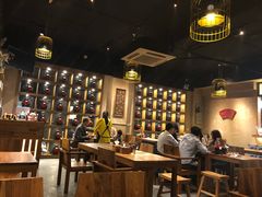 大堂-串大叔炭火烤串·鸡西大冷面刀削面(总店)