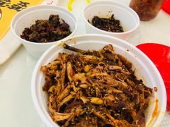 麻辣手撕香卤兔-鑫记婆婆兔·成都特产·兔头手撕兔(太古里店)