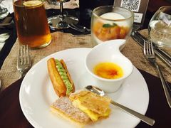 -圣丰索菲特·2 On 988 Café 自助餐厅