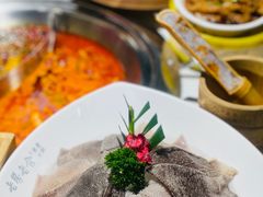-老房老舍重庆火锅(假日城市店)