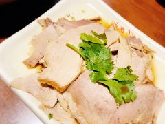 -亮亮面馆(经六路店)