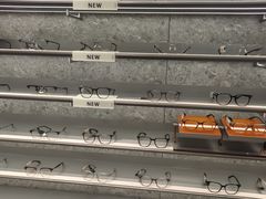 -MUJOSH木九十眼镜(月星环球港B1店)