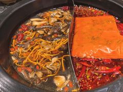鸳鸯锅-蜀大侠火锅(建设路第五大道店)