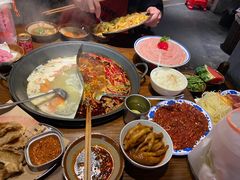 -萍姐火锅·公路夜市(武汉首店)