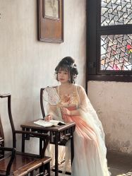 -一揽芳华汉服旗袍体验馆(拙政园店)