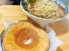 -魏旺湖北正宗牛肉面(硚口公园店)