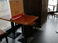 -老妈米线(港龙店)