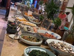 -大中华希尔顿酒店-念自助餐·嗨啤·小龙虾