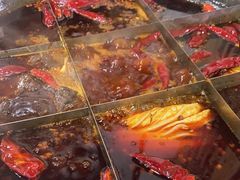 -正贰捌经重庆老火锅(建设路店)