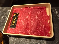 M5黑毛和牛-牛YO寿喜烧·铁板烧和牛火锅自助(市府恒隆店)