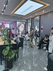 -藤野造型烫染·漂发