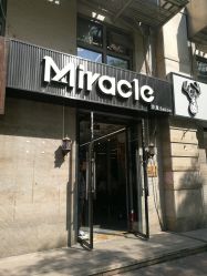 -Miracle集简美发沙龙