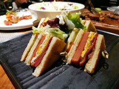 -10號公馆专业果木牛排餐厅