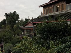 -峨眉山报国寺