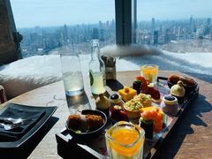 -FLAIR顶层餐厅酒吧(浦东丽思卡尔顿酒店)
