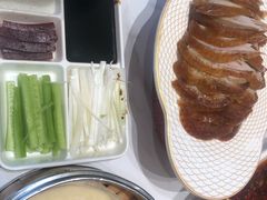 -梅利汴京烤鸭•开封豫菜地标店(东大街店)