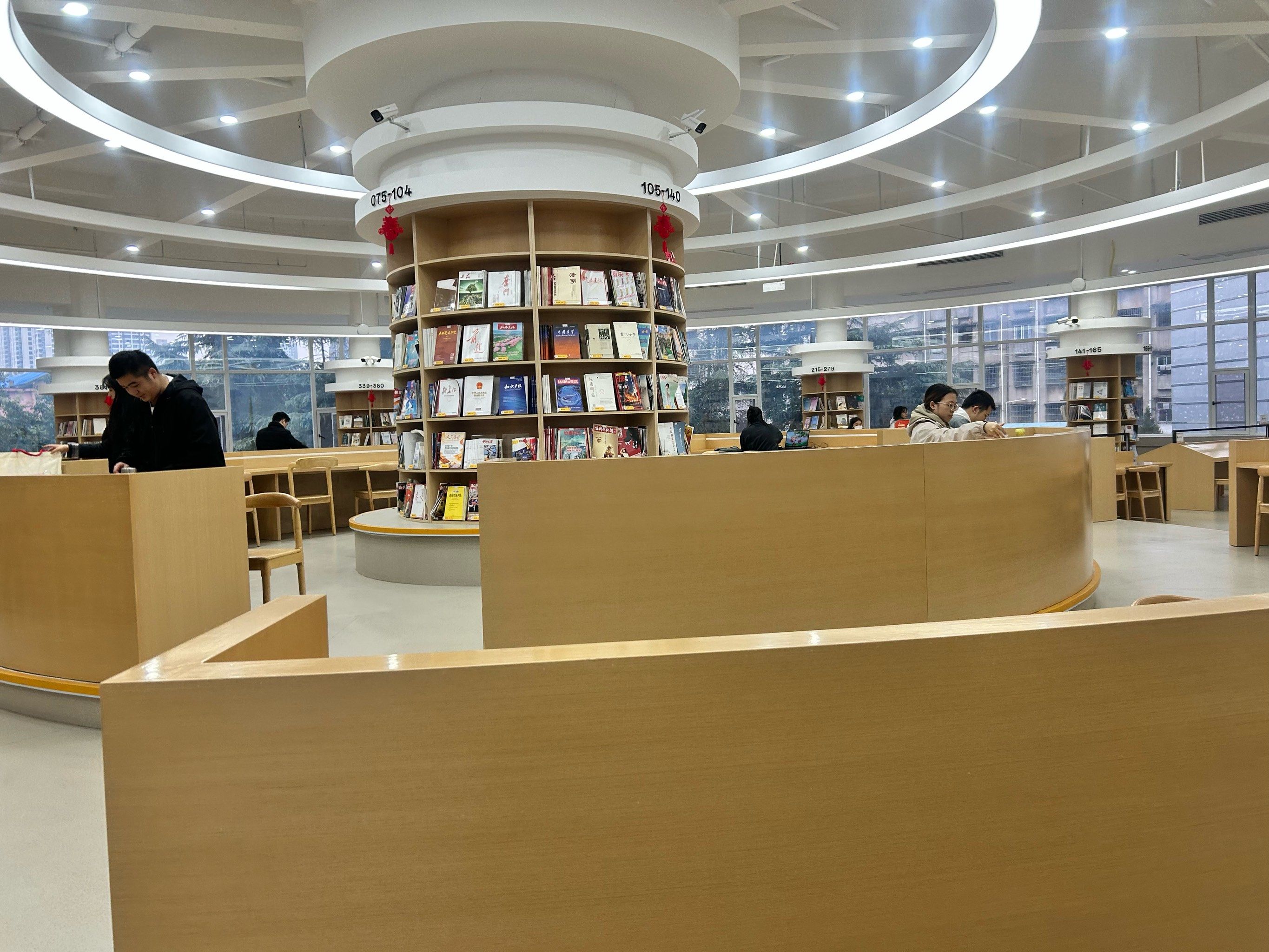 图书馆学霸模式开启
