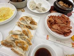 -东方饺子王(新奥购物中心店)