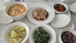 -养月堂中医养生月子会所(中心妇产店)