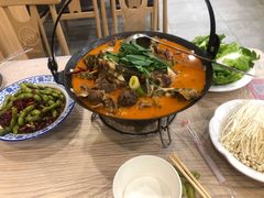 -江城燕子大排档(江汉路步行街店)