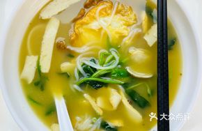 Clam Soup with Tofu Noodles