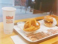 -The Habit Burger Grill 哈比特汉堡(爱琴海店)