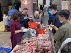 -标记美食新鲜猪杂(兴南大道店)