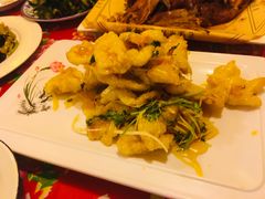 -闯关东东北农家菜(崂山石老人店)
