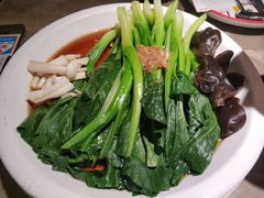 白灼菌菇菜心-新白鹿餐厅(嘉兴八佰伴华府店)