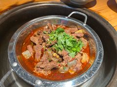 -大众跷脚牛肉馆·非遗传承单位(峨眉山店)