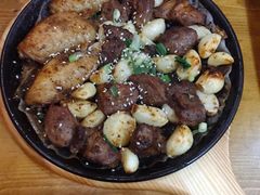 -老东镇啤酒屋海鲜加工·蒸汽海鲜·海鲜烧烤(台东店)