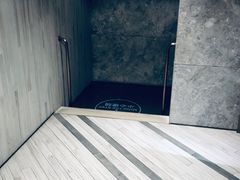 -百美汇影城(LUXE嘉里中心店)