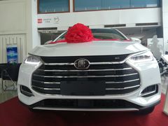 -比亚迪弘仁锐豪4S店-停车场