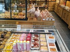 面包甜点陈列柜-开心草帽(文化西路店)