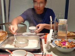 -尚尚仙·酸汤猪手·猪肚鸡火锅(华联万柳购物中心店)