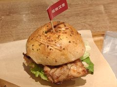 -必胜客(巴沟店)