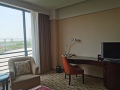 -镇江润扬大桥酒店