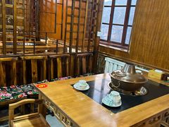 -果松木炭酸菜铜火锅·外婆参鸡汤