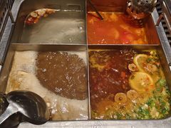 -海底捞火锅(高新万达店)