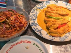 -小小集渔·泰式大排档(太古里香槟店)