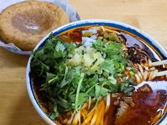 -魏旺湖北正宗牛肉面(硚口公园店)