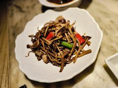 -吴越荣记苏州菜·松鼠桂鱼 100% 活鱼现做(月光码头店)