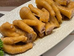 卤鸡爪-斯普汇生蚝牛排馆(中骏世界城店)