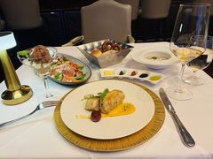 -龙虾酒吧扒房(宁波香格里拉店)