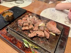 岩烤澳洲胸腹牛扒-一沙一城·岩烤牛扒(深圳首店)