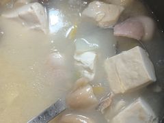 雅鱼头-干老四雅鱼饭店(滨江西路店)