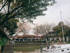 -喜洲吧·江畔老船厂·庭院餐厅(喜临院店)
