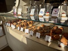 -VERIE BAKEHOUSE
