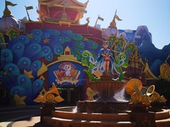 -七彩云南欢乐世界