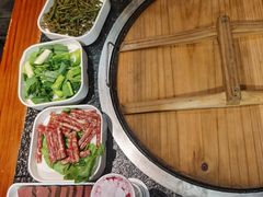 -鲁员外地锅鸡地锅鱼(古墩路店)